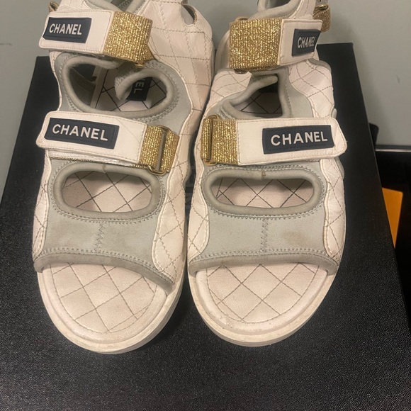 Chanel Sandals 22” - Picture 2 of 7